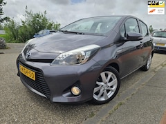 Toyota Yaris - 1.5 Full Hybrid Dynamic GARANTIE Navigatie Keyless Entry