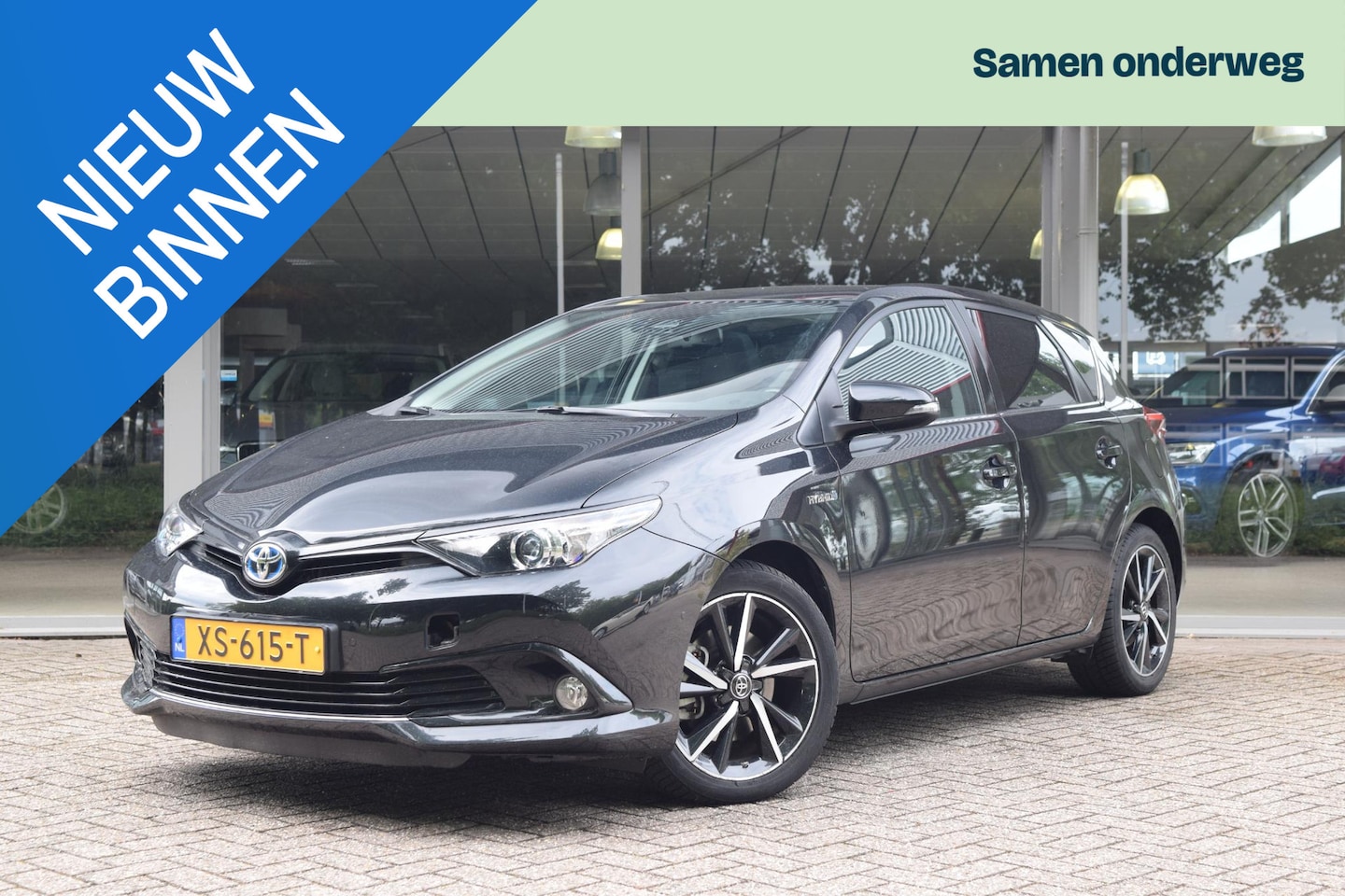 Toyota Auris - 1.8 Hybrid Dynamic Ultimate Pano, Camera, Navi, Cruise, - AutoWereld.nl