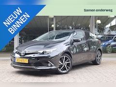 Toyota Auris - 1.8 Hybrid Dynamic Ultimate Pano, Camera, Navi, Cruise,
