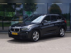 BMW X1 - sDrive18i M-Sport High Executive 140 PK Automaat, Panoramadak, LED Koplampen , Leder bekle