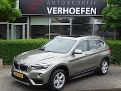 BMW X1 - SDrive20i Essential - PANORAMADAK - AUTOMAAT - STOEL VERW - HEAD UP