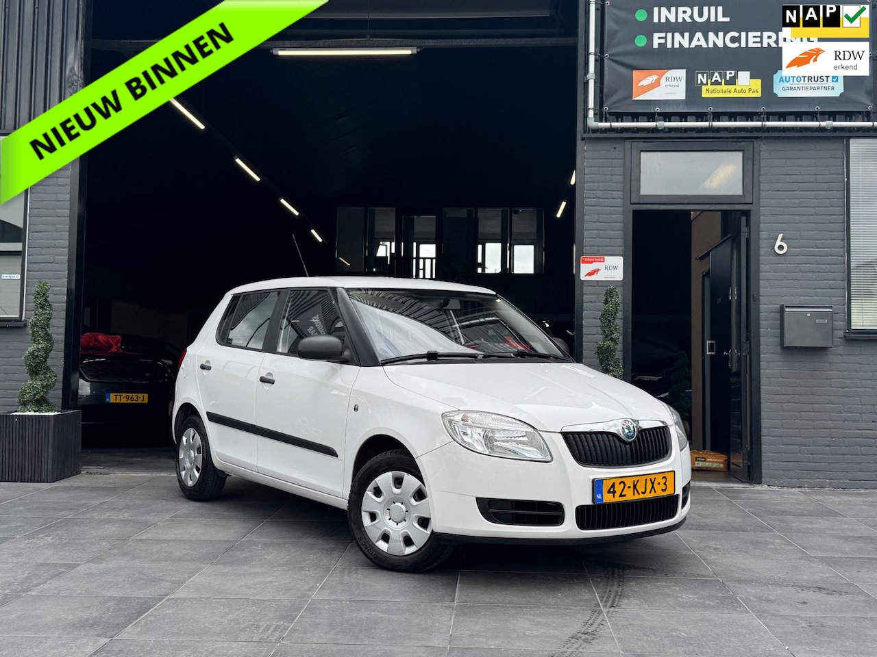 Skoda Fabia - 1.2 Drive Airco|5 Deurs|NAP|APK - AutoWereld.nl