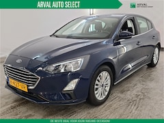 Ford Focus - 1.0 EcoBoost 125pk Titanium Business Hatchback | Trekhaak | 16" All Season| Navi | CarPlay