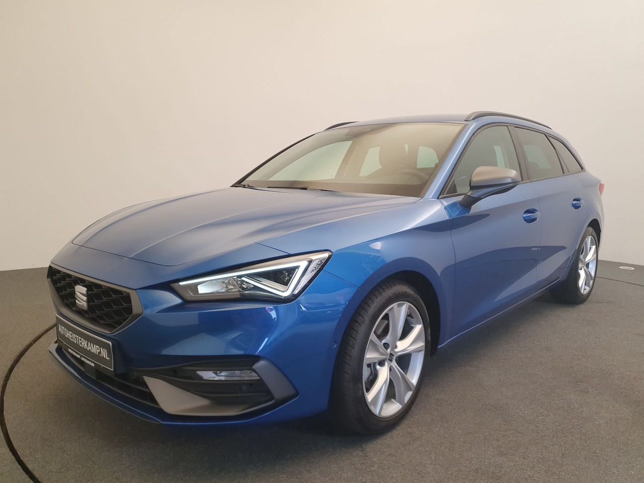 Seat Leon Sportstourer - 1.0 eTSI 110pk DSG/AUT FR Business Intense Camera, ACC, Winterpakket - AutoWereld.nl