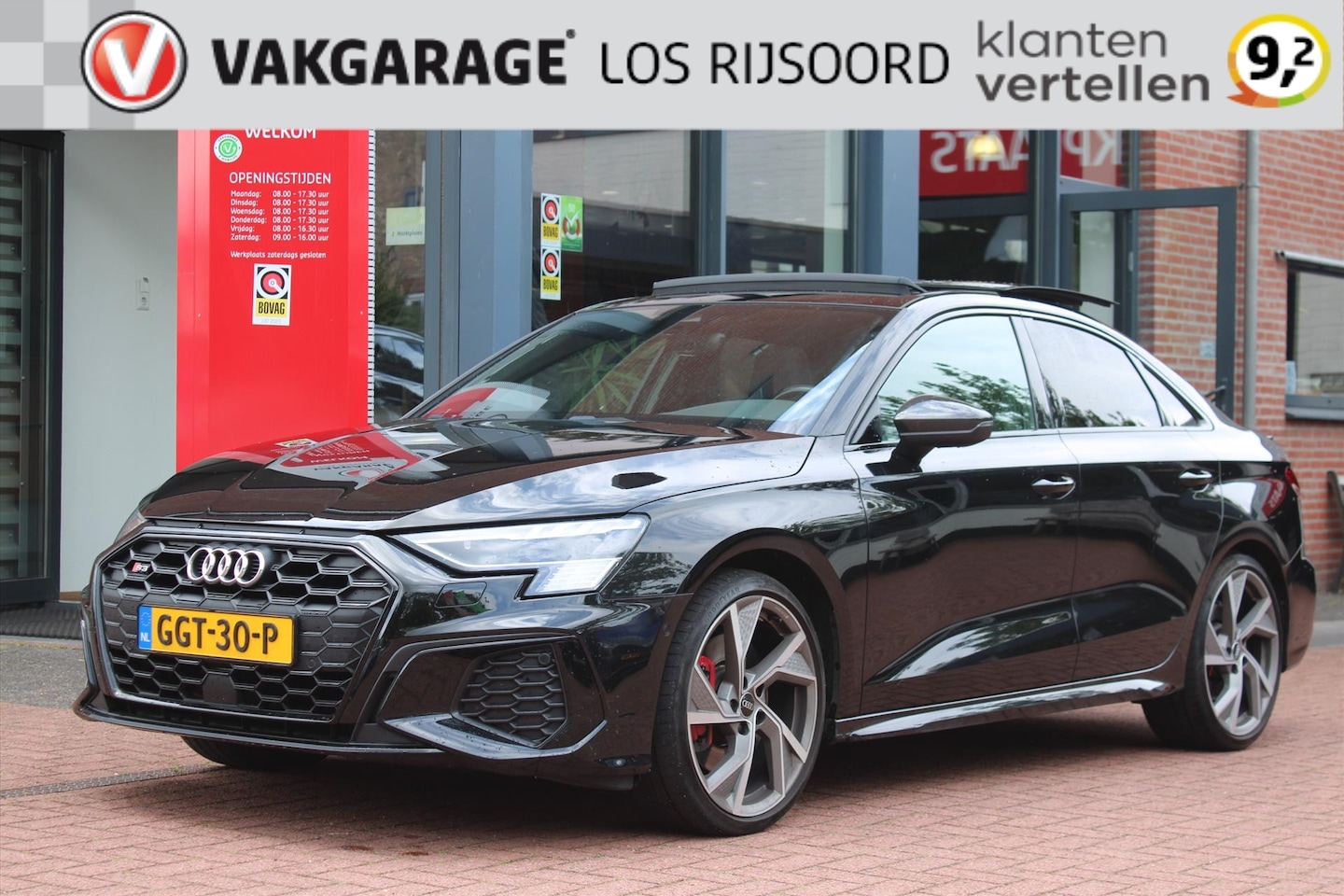 Audi A3 Limousine - S3 2.0 TFSI *S3* | Schuifdak | Carplay | Stoelverwarming | Camera | PDC | Cruise & Climate - AutoWereld.nl