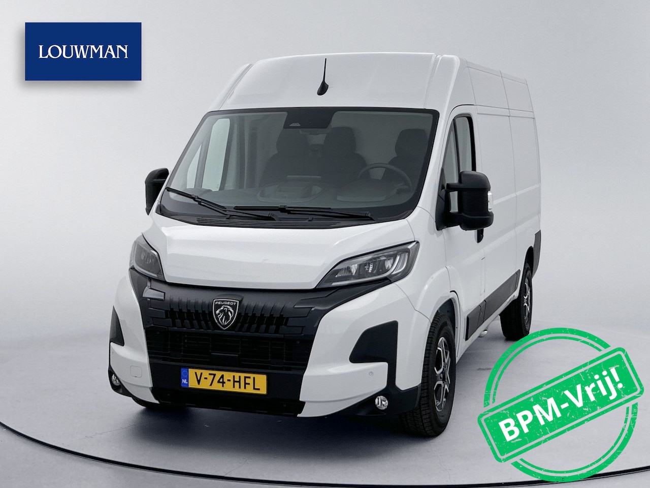 Peugeot Boxer - 2.2 BlueHDi 140 S&S L2H2 Navigatie Achteruitrijcamera Betimmering Cruise Control - AutoWereld.nl