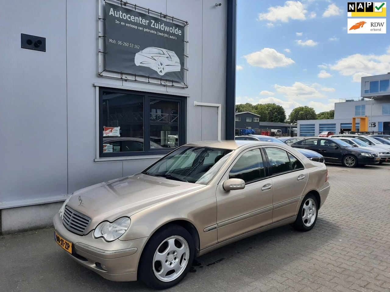 Mercedes-Benz C-klasse - 240 Elegance leer clima cruise lmv - AutoWereld.nl