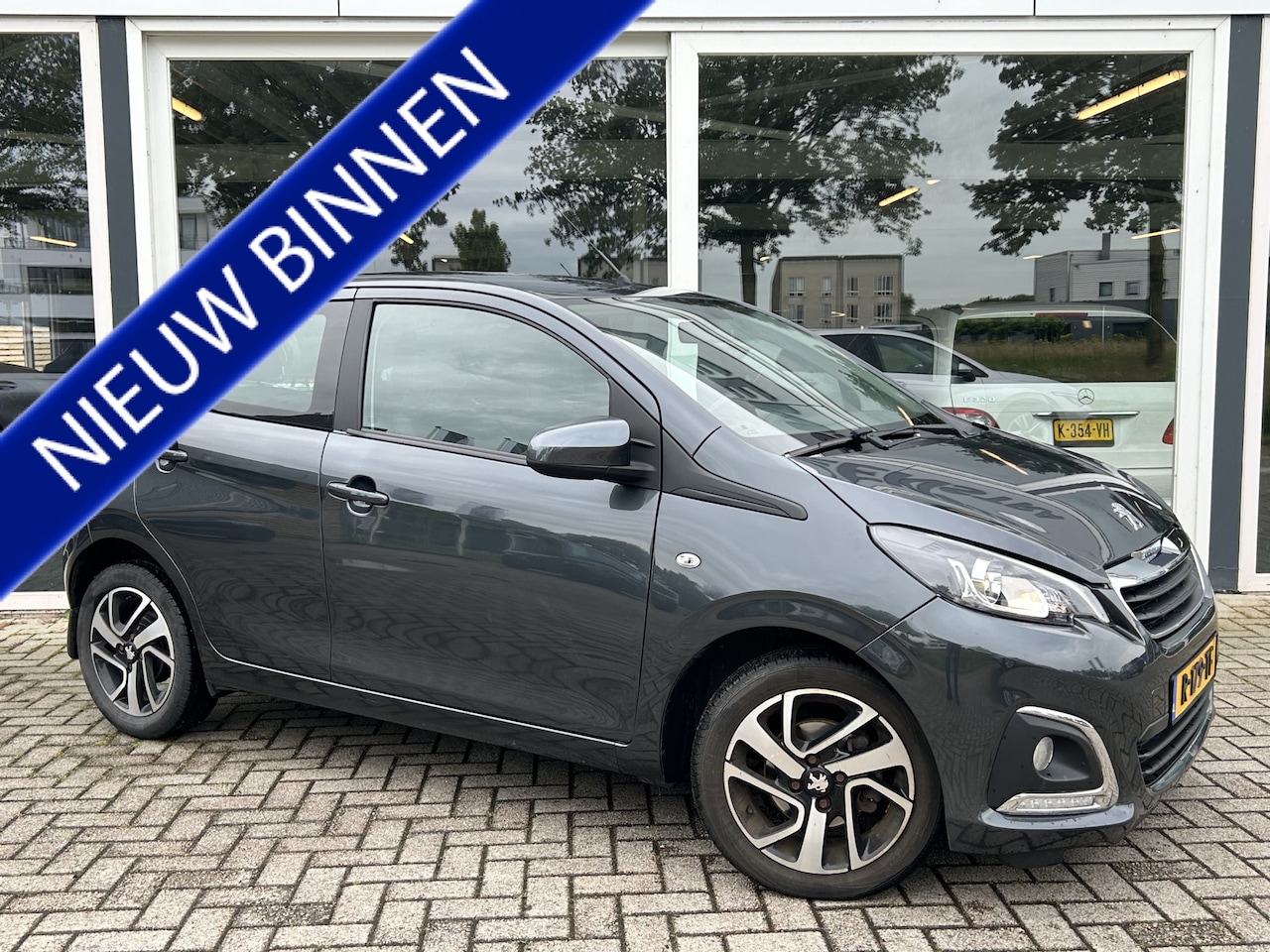 Peugeot 108 - 1.0 e-VTi Collection 50% deal 5.475,- ACTIE Carplay / Stoelverwarming / Clima / Camera / L - AutoWereld.nl