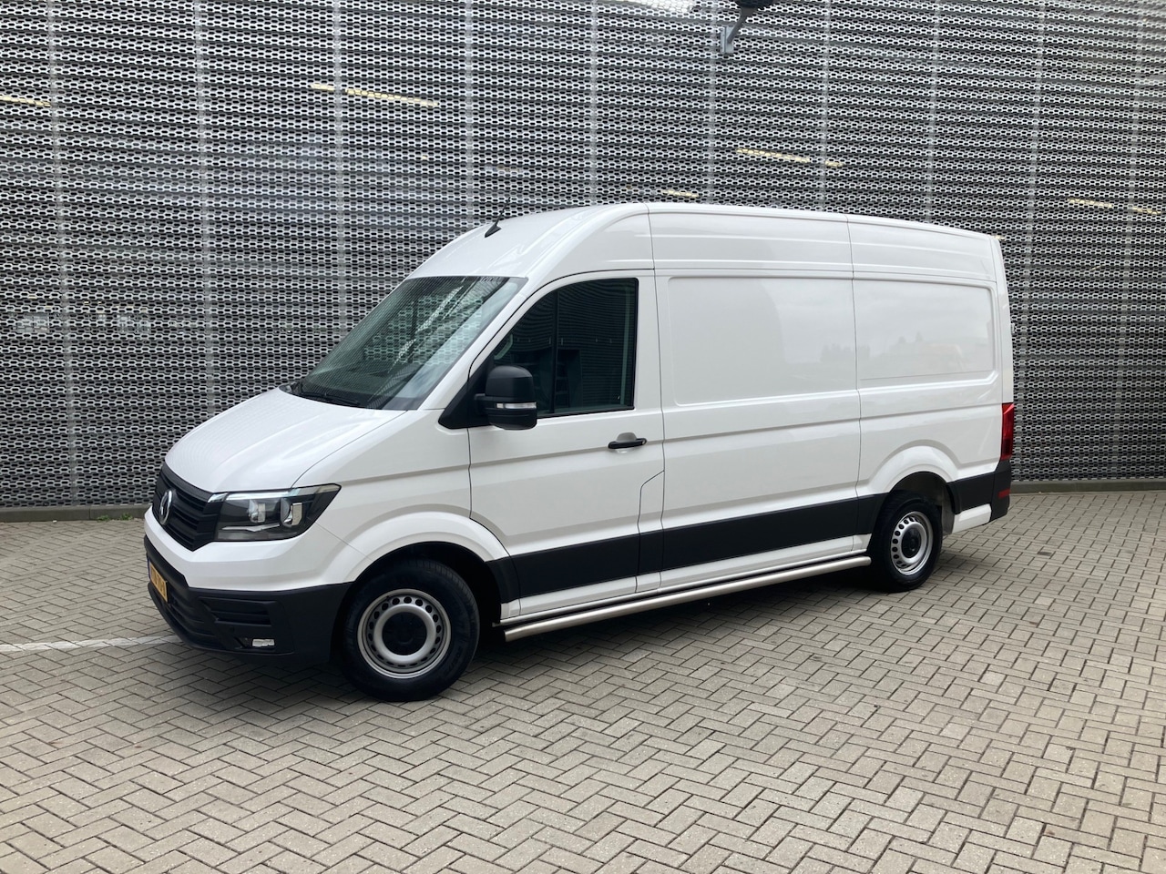 Volkswagen Crafter - 30 2.0 TDI L3H3 Comfortline 30 2.0 TDI 102PK L3H3 Comfortline - AutoWereld.nl