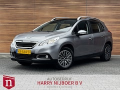 Peugeot 2008 - 1.2 PureTech Active Panoramadak / Parkeerhulp / Trekhaak