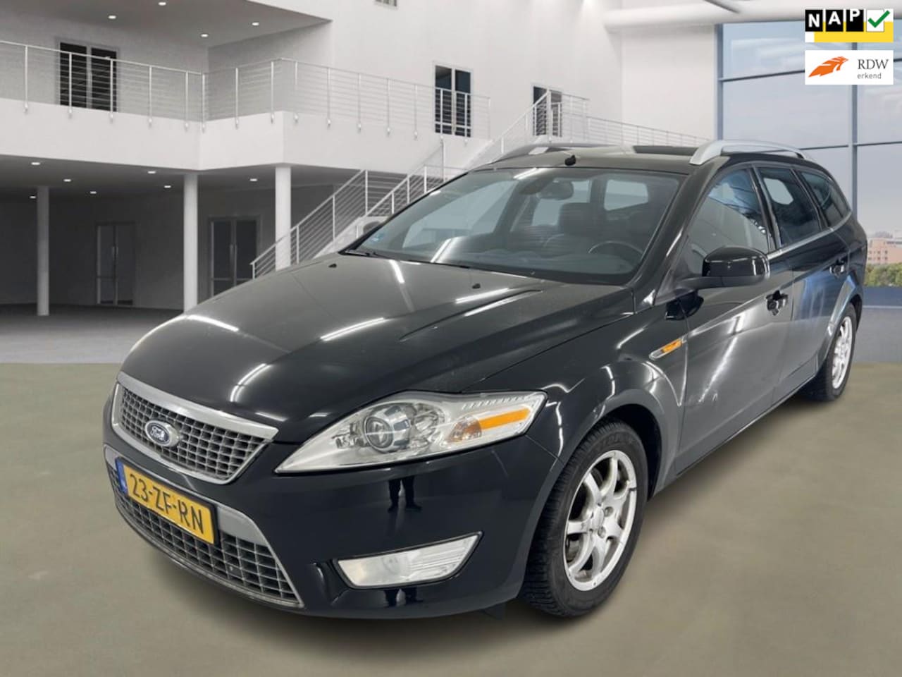 Ford Mondeo Wagon - 2.0-16V Titanium EXPORT - AutoWereld.nl