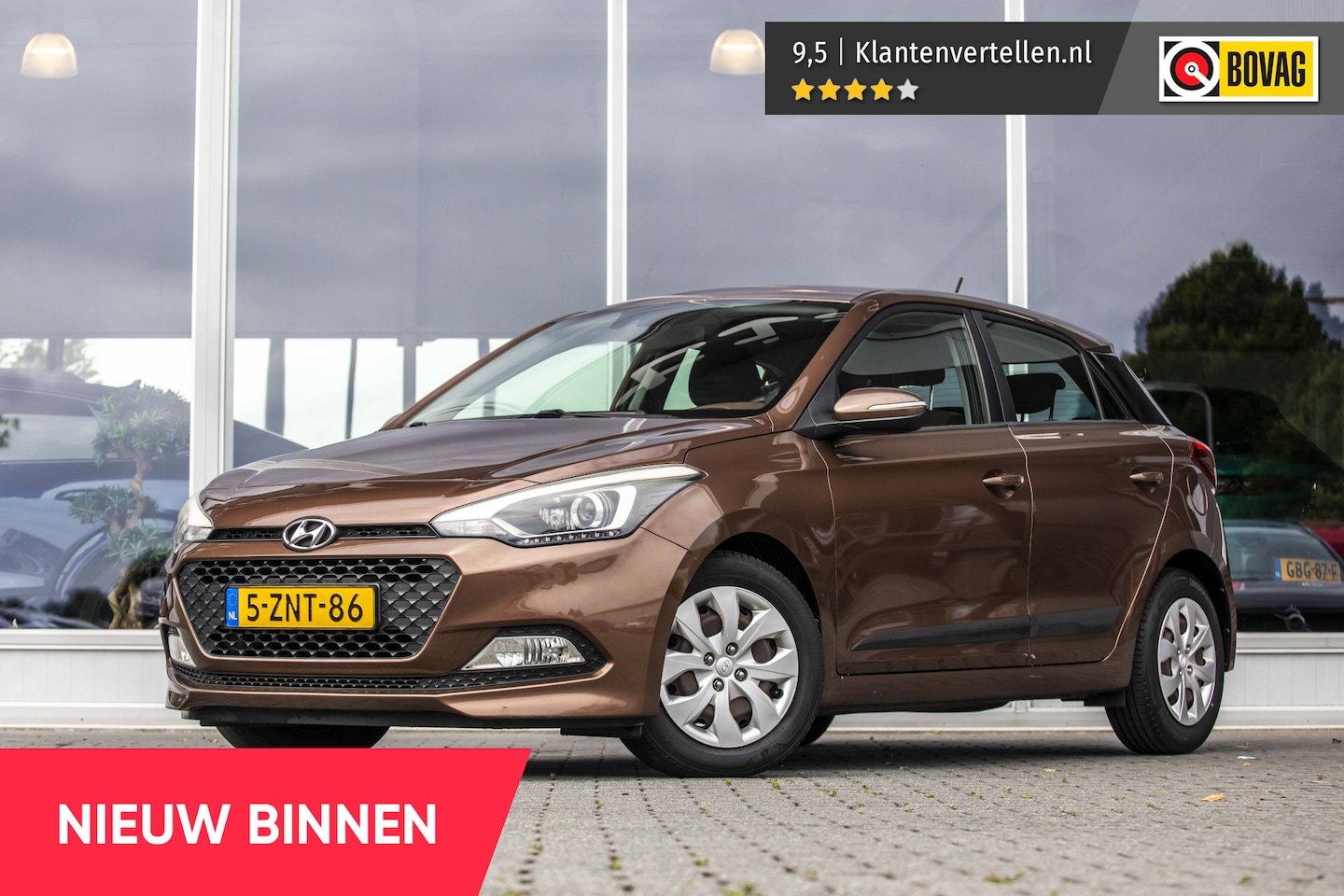 Hyundai i20 - 1.2 HP i-Motion | Climate control | Carplay | PDC | CAM | - AutoWereld.nl
