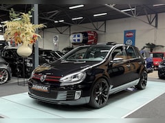 Volkswagen Golf - 2.0 GTI Pano Clima Xenon Trekhaak