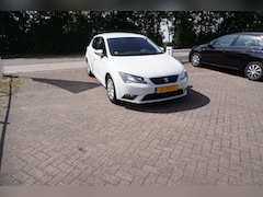 Seat Leon - 1.0 EcoTSI Style Connect CRUISE NAVI CARPLAY CLIMA