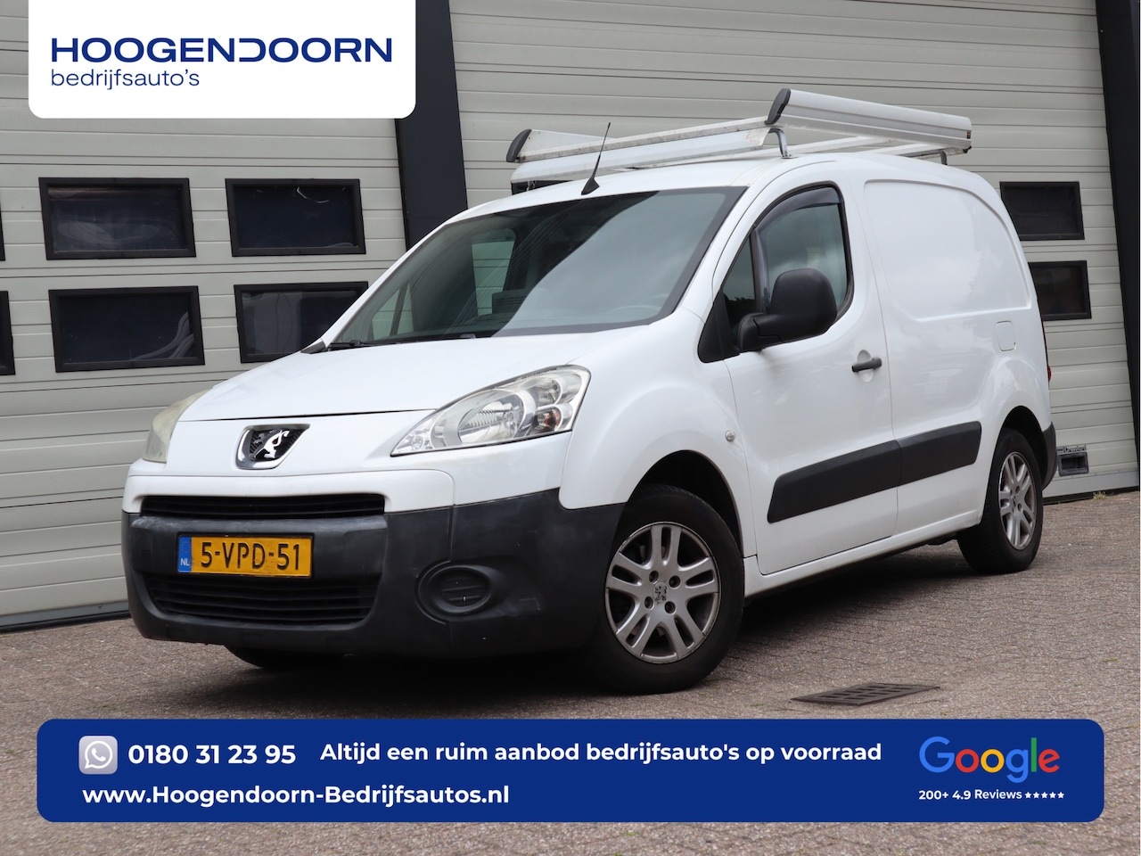 Peugeot Partner - 1.6 HDI 90pk - 3 Zits - Navi - Airco - Cruise - Trekhaak - AutoWereld.nl