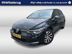 Volkswagen Golf - 1.4 eHybrid 204pkStyle DSG Automaat Navigatie / Trekhaak / Park assist / App-connect / IQ