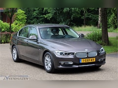 BMW 3-serie - 320i EfficientDynamics Edition High Executive | 2013 | Navi | Parkeersensor-achter |