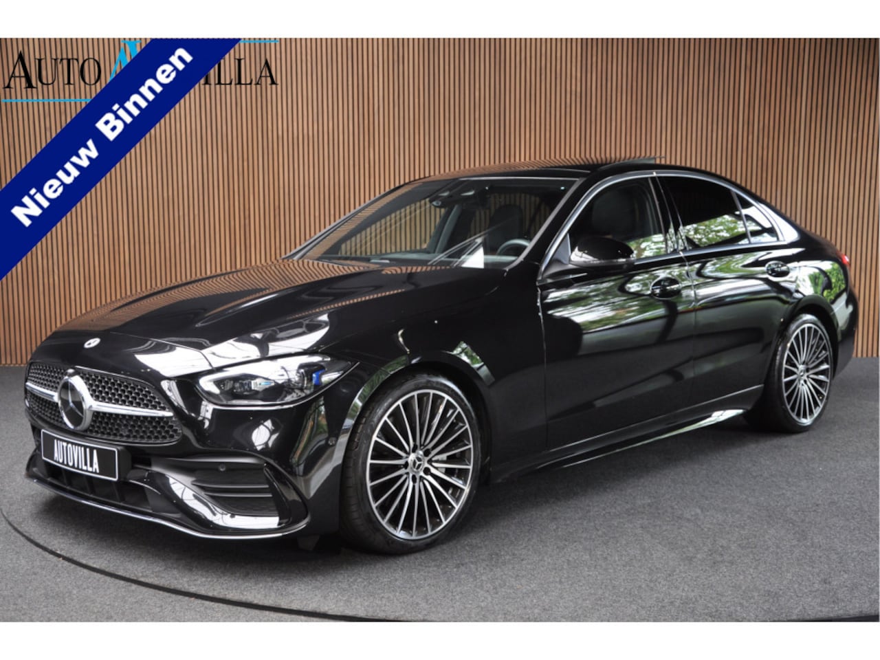 Mercedes-Benz C-klasse - 180 AMG Panodak Navi Leer Camera PTS Nightpack PTS Ambient LM velgen - AutoWereld.nl