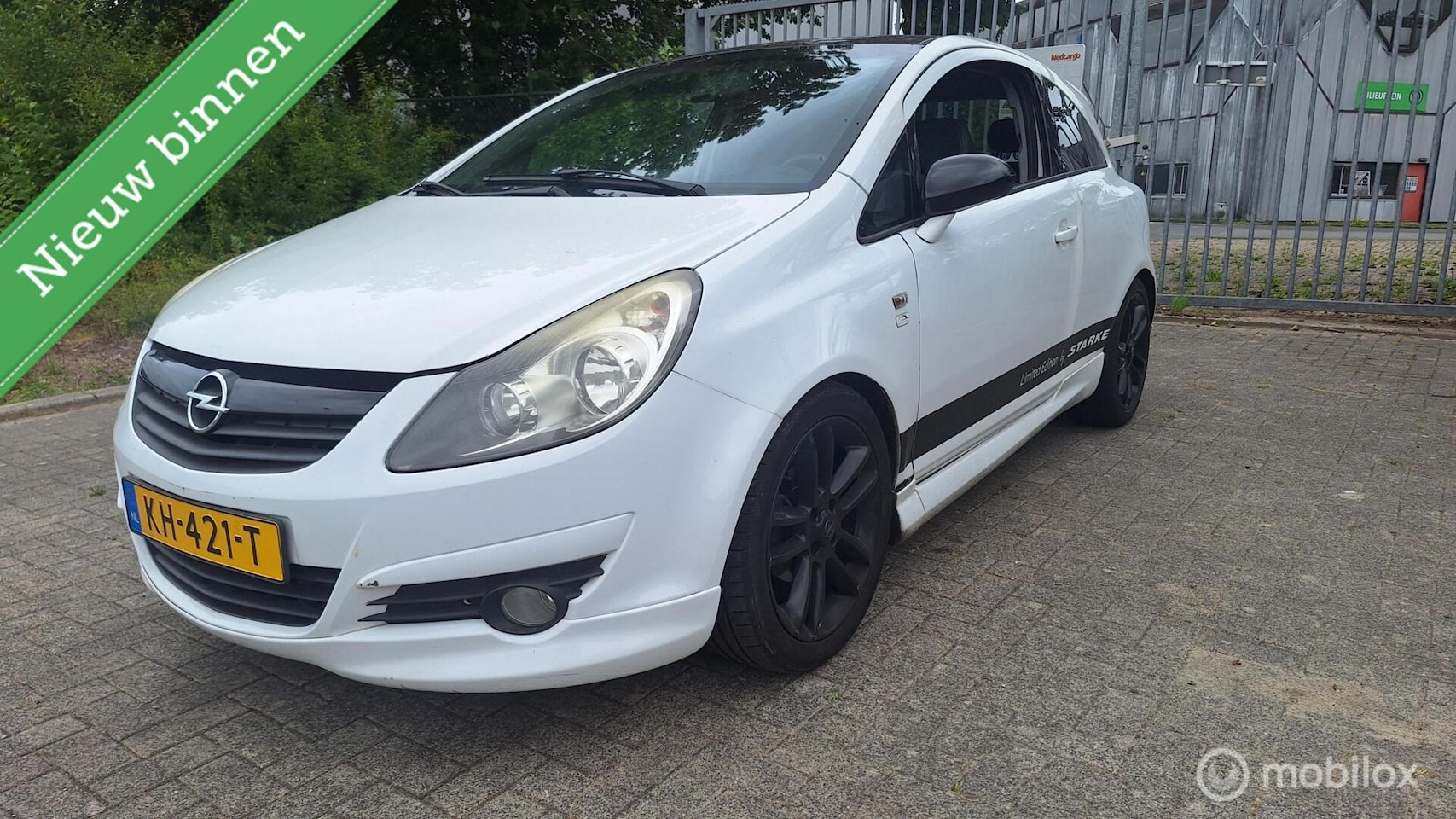 Opel Corsa - 1.2-16V Sport 1.2-16V Sport - AutoWereld.nl