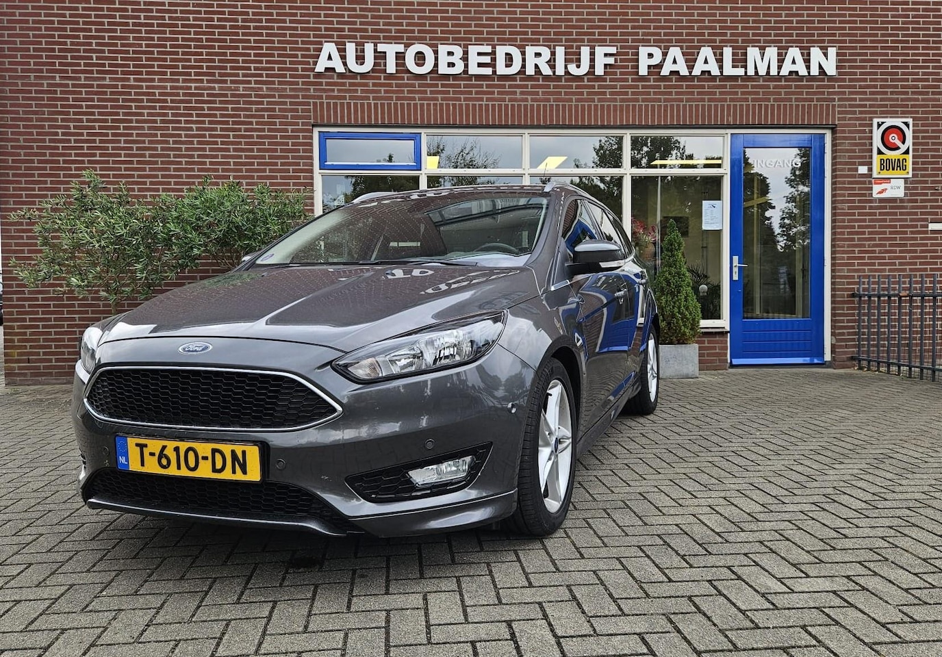 Ford Focus Wagon - 1.0 Titanium 1.0 Titanium - AutoWereld.nl