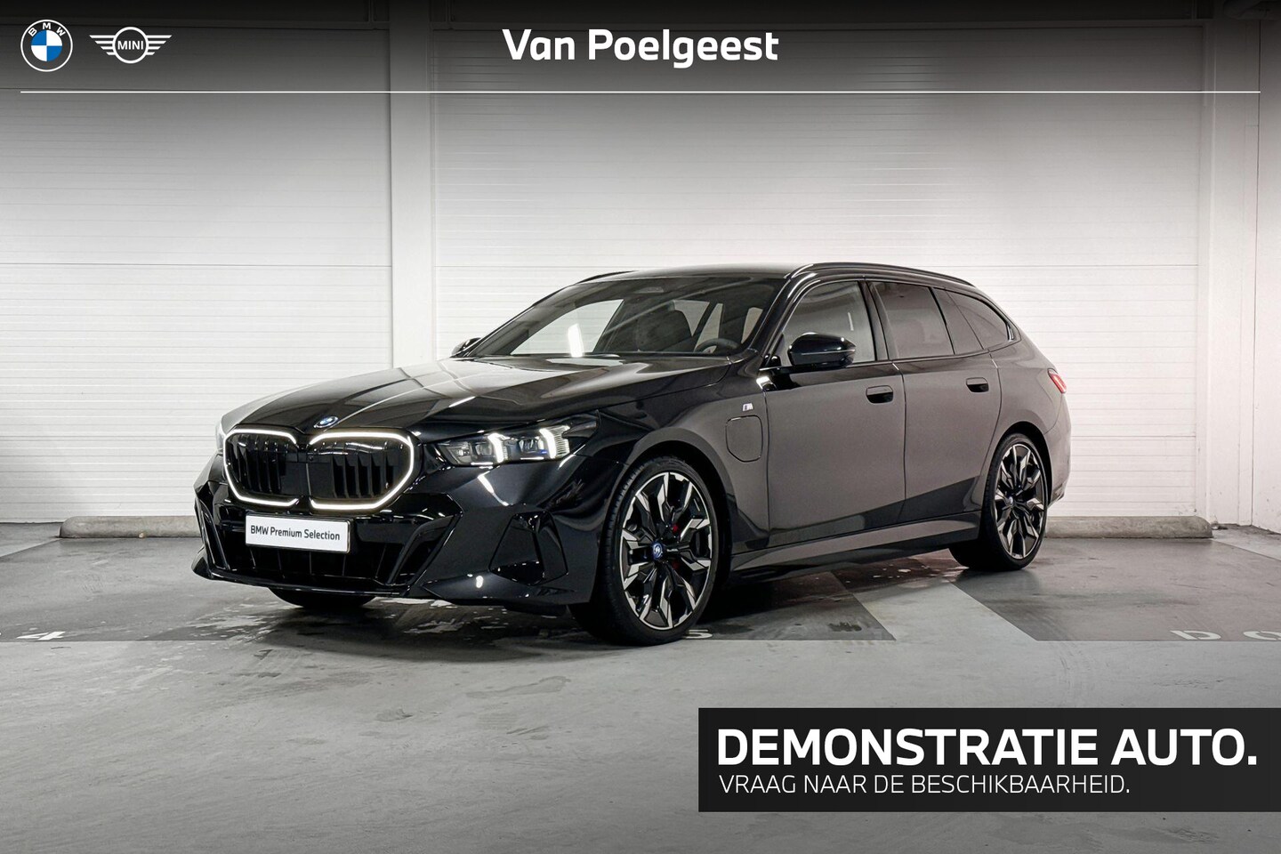 BMW 5-serie Touring - 530e | M-Sport Pro | Travel Pack | Innovation Pack | Comfort Pack | Harman/Kardon | Panora - AutoWereld.nl