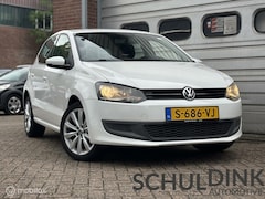 Volkswagen Polo - 1.4-16V Highline PARKEERSENSOREN|AIRCO