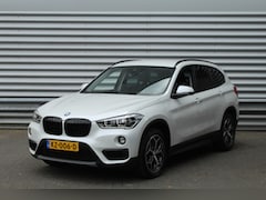 BMW X1 - sDrive18i 136pk Centennial Executive AUTOMAAT NL-Auto NAP Clima Cruise Navi PDC 17"LMV Afn