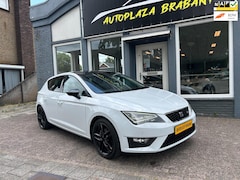 Seat Leon - 1.4 TSI FR / NAVI / XENON / PDC / STOELVW