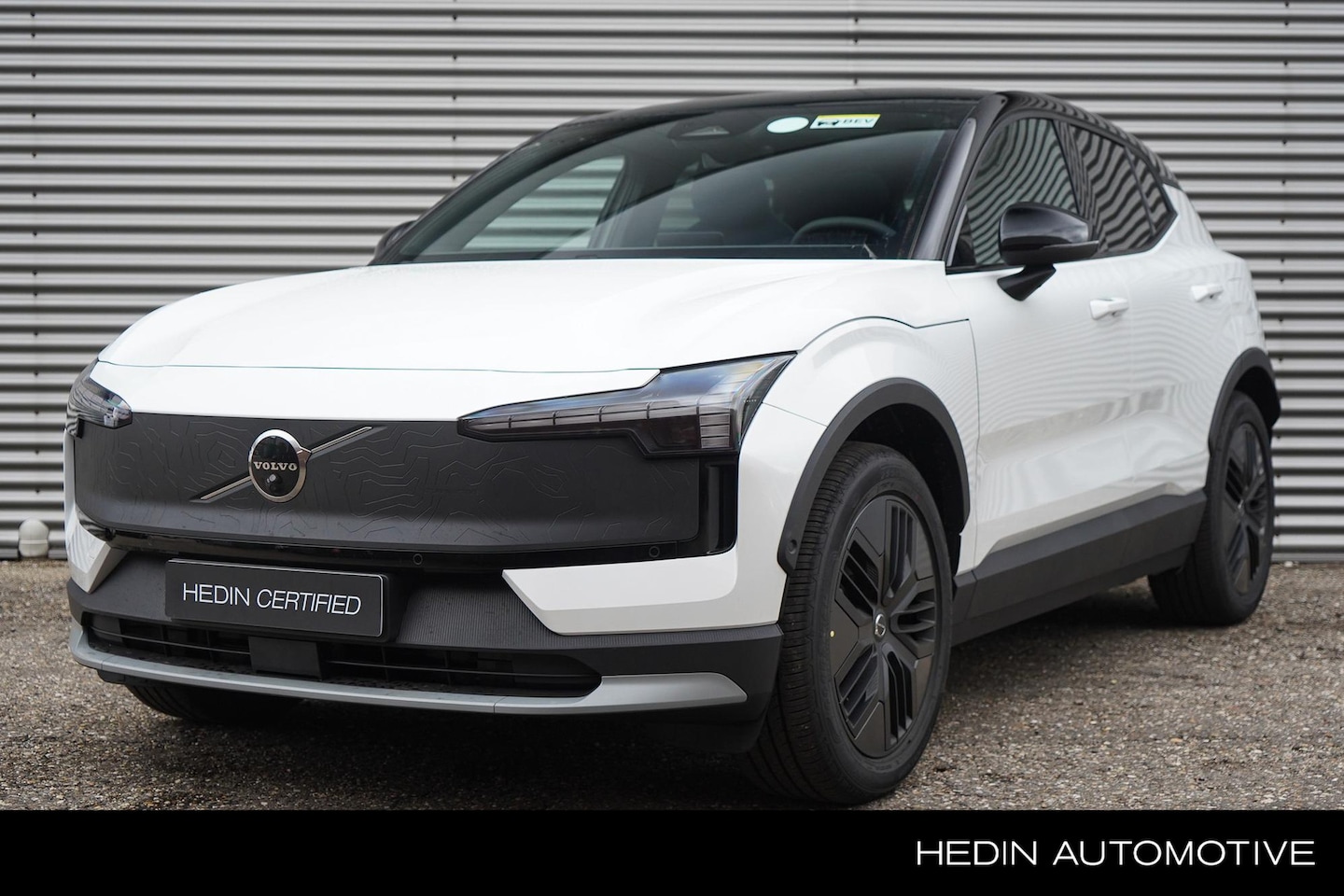Volvo EX30 Cross Country - Twin Motor Performance Ultra 69 kWh Twin Motor Performance Ultra 69 kWh - AutoWereld.nl
