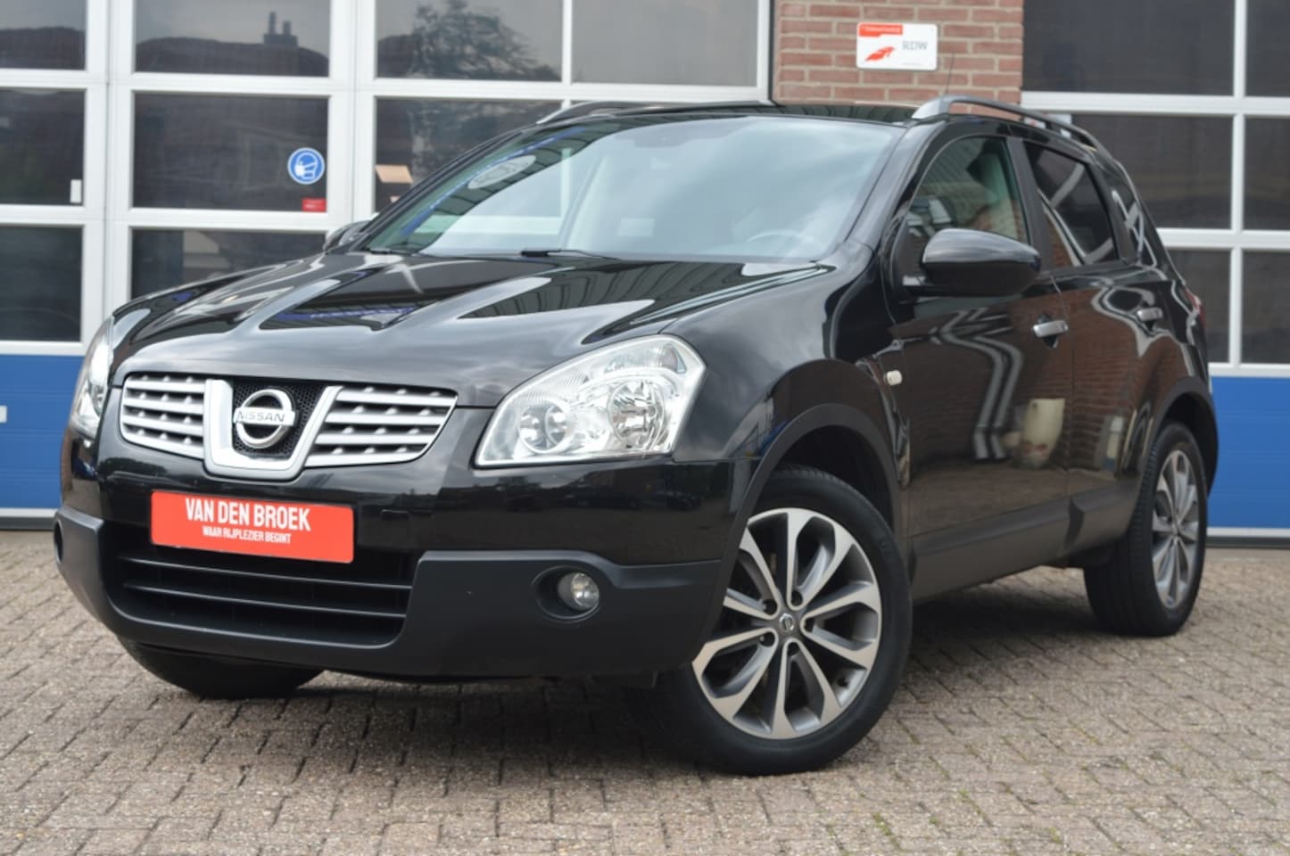 Nissan Qashqai - 1.6 | NAVI - PANO - CLIMATE - CAMERA - AutoWereld.nl