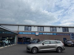 Volvo V60 - 2.0 T5 Aut 184kw | Momentum | Leer | Navi