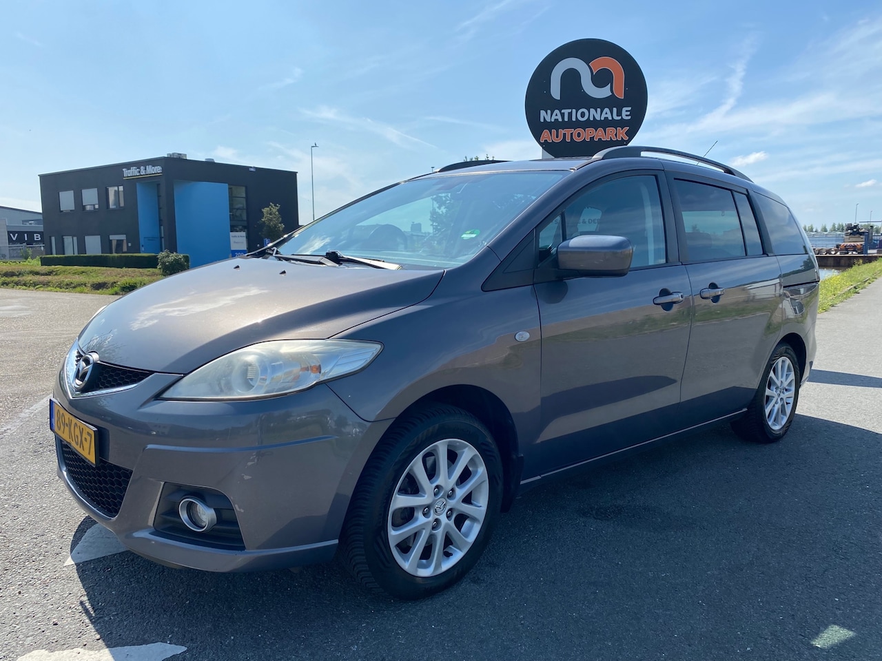 Mazda 5 - 2009 * 2.0 Katano * LMV * PDC * 7P * 6 BAK * AIRCO * CRUISE CONTROL - AutoWereld.nl