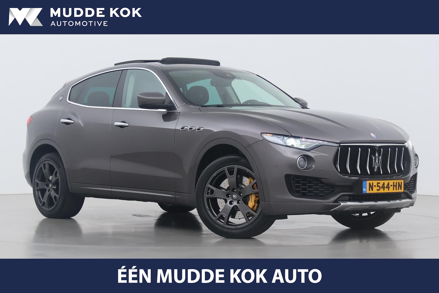 Maserati Levante - 3.0 V6 S AWD GranLusso | 430Pk! | Panoramadak | ACC | BLIS | 360° Camera | 20 Inch - AutoWereld.nl
