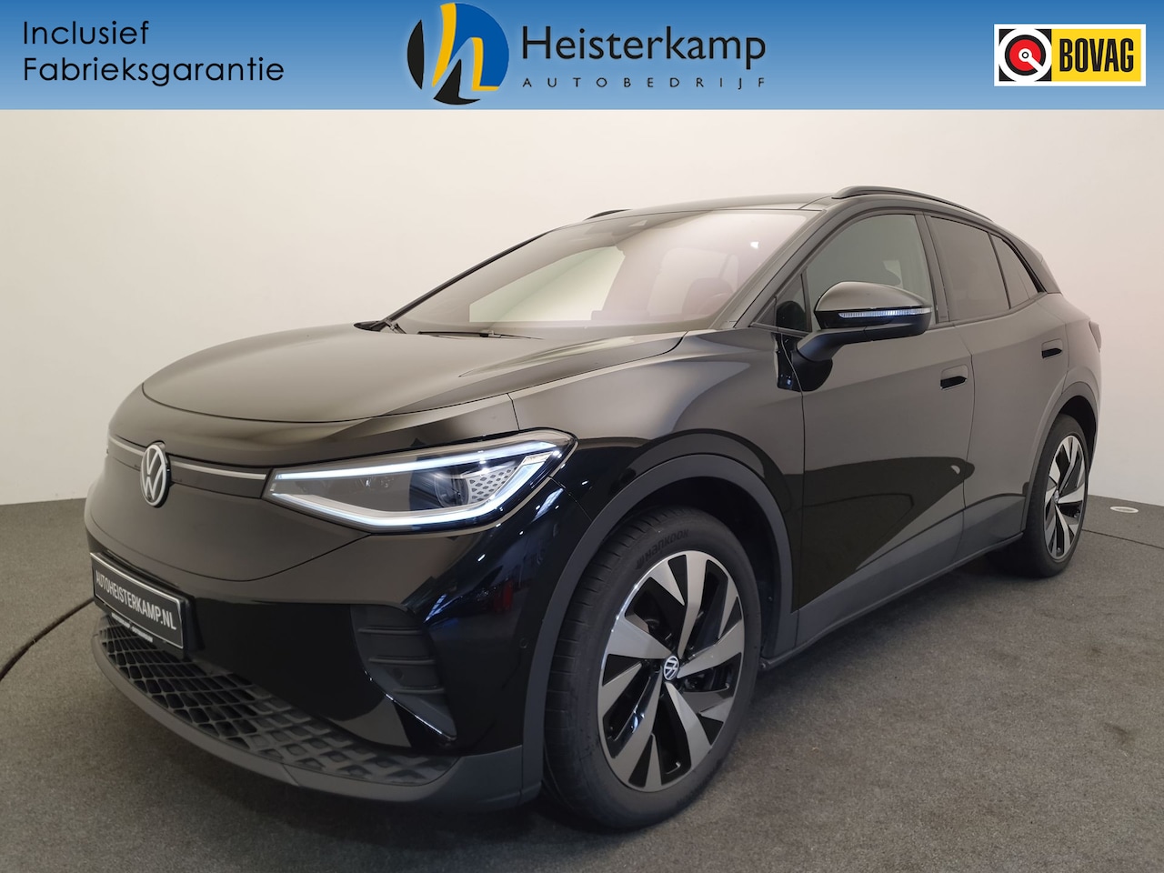 Volkswagen ID.4 - Pro Business 286pk 77 kWh Wegklapbare trekhaak, Panoramadak, 360 camera - AutoWereld.nl