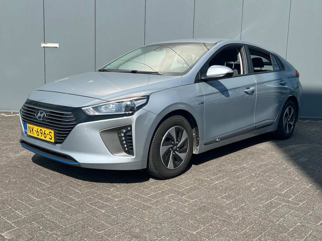 Hyundai IONIQ - 1.6 GDi i-Motion | Camera | Adaptive Cruise control | Climate control | Boordcomputer | St - AutoWereld.nl