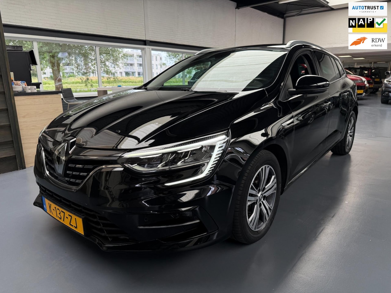 Renault Mégane Estate - 1.3 TCe Intens |Head up display|Camera| - AutoWereld.nl
