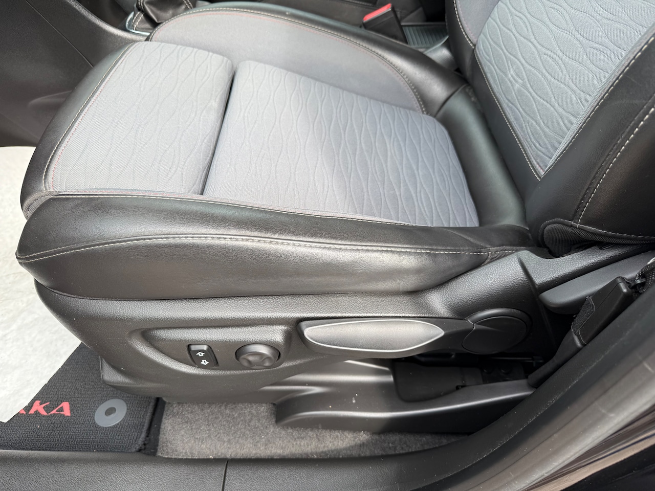 Opel Mokka - 1.4 T Cosmo Met navigatie