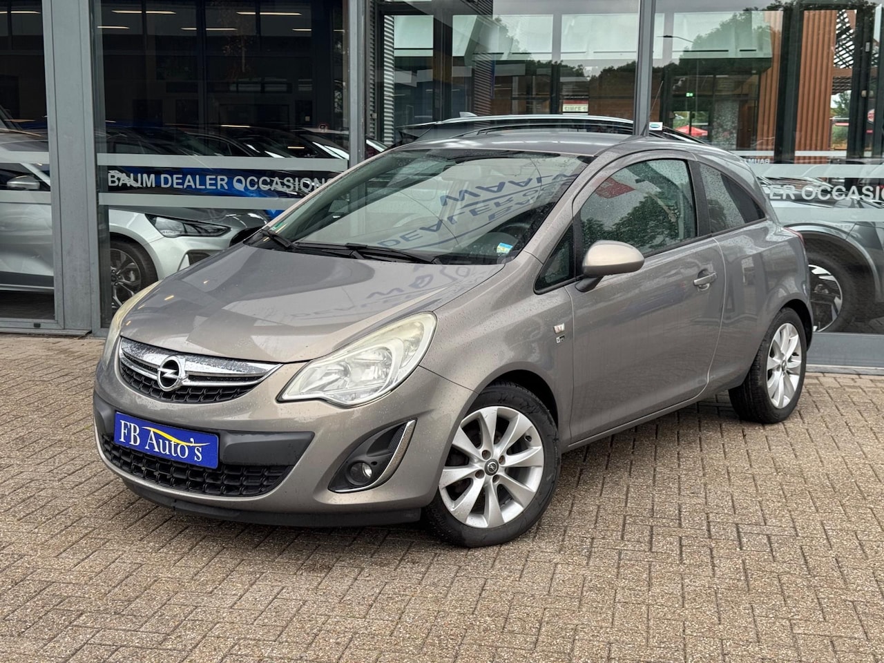 Opel Corsa - 1.4-16V Airco Lmv Stoelv. Cruise - AutoWereld.nl
