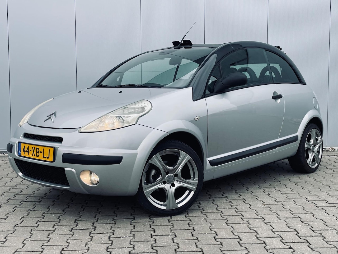Citroën C3 Pluriel - 1.4i 1.4i, Distributie nieuw, 85.000 KM! - AutoWereld.nl