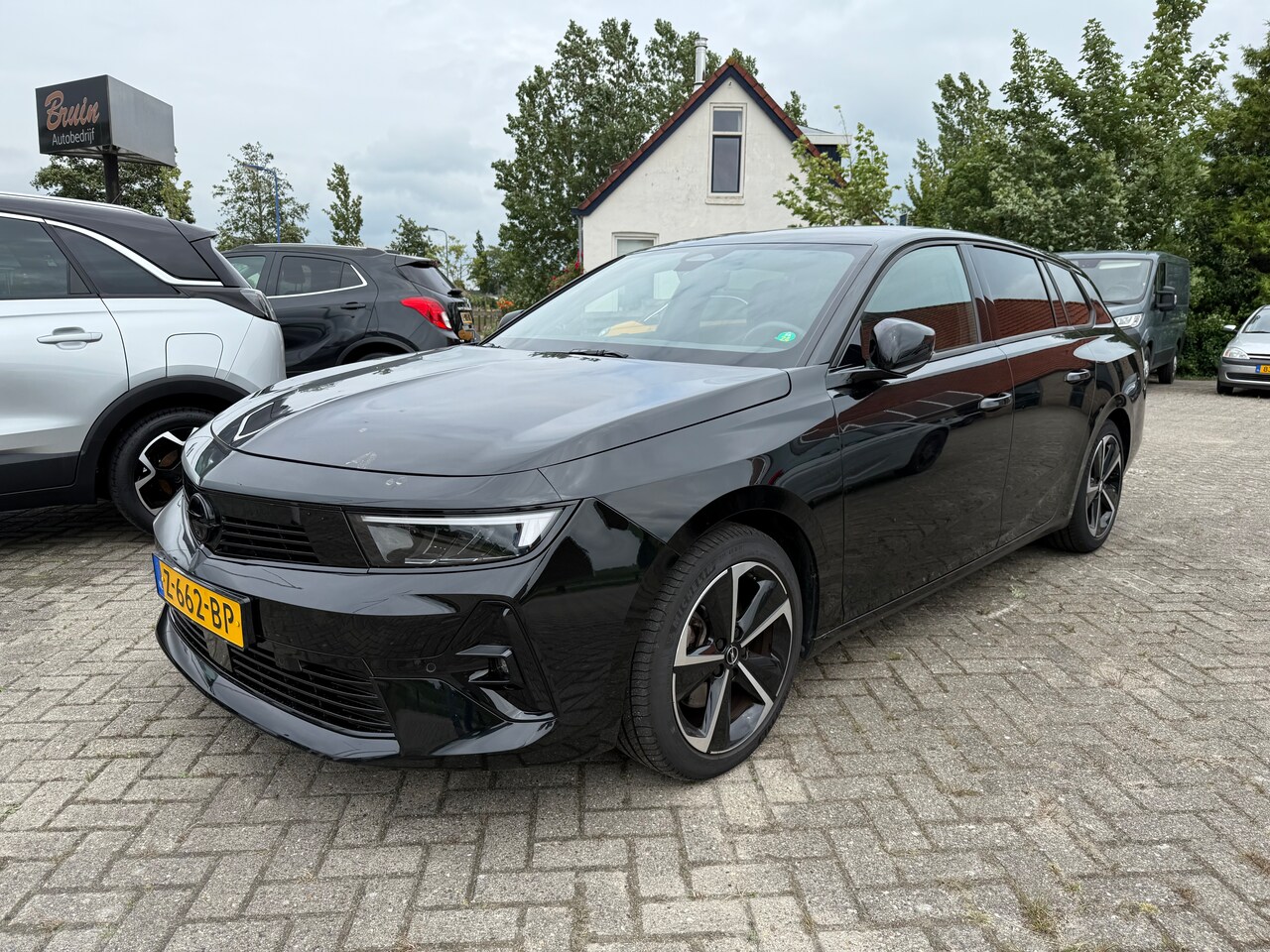 Opel Astra Sports Tourer - 1.2 Turbo GS Eerste eigenaar