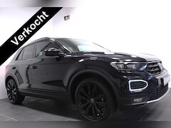 Volkswagen T-Roc - 1.5 TSI Sport Black Style/19 inch/Led/Acc/Virtual/Trekhaak