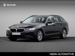 BMW 5-serie Touring - 520e High Executive | Laserlight | Trekhaak met elektrisch wegklapbare kogel | Parkeersens