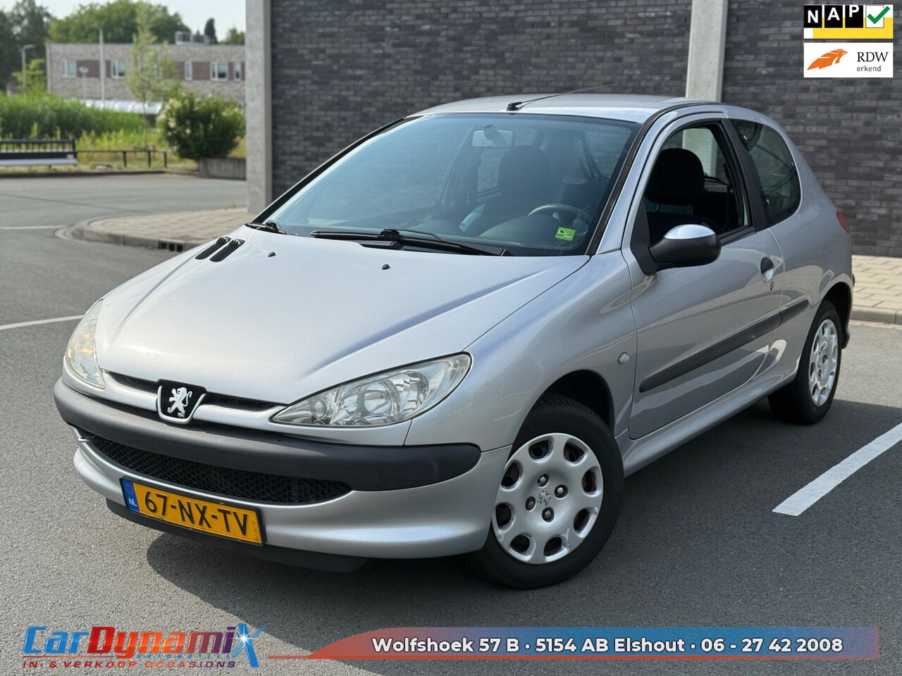 Peugeot 206 - 1.4 Pop' Art | Elek. Ramen | Nwe APK | Rijd Schakelt Goed - AutoWereld.nl