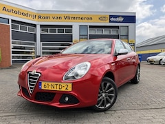 Alfa Romeo Giulietta - 1.4 T Distinctive | Rosso Competizione | Cruise control |