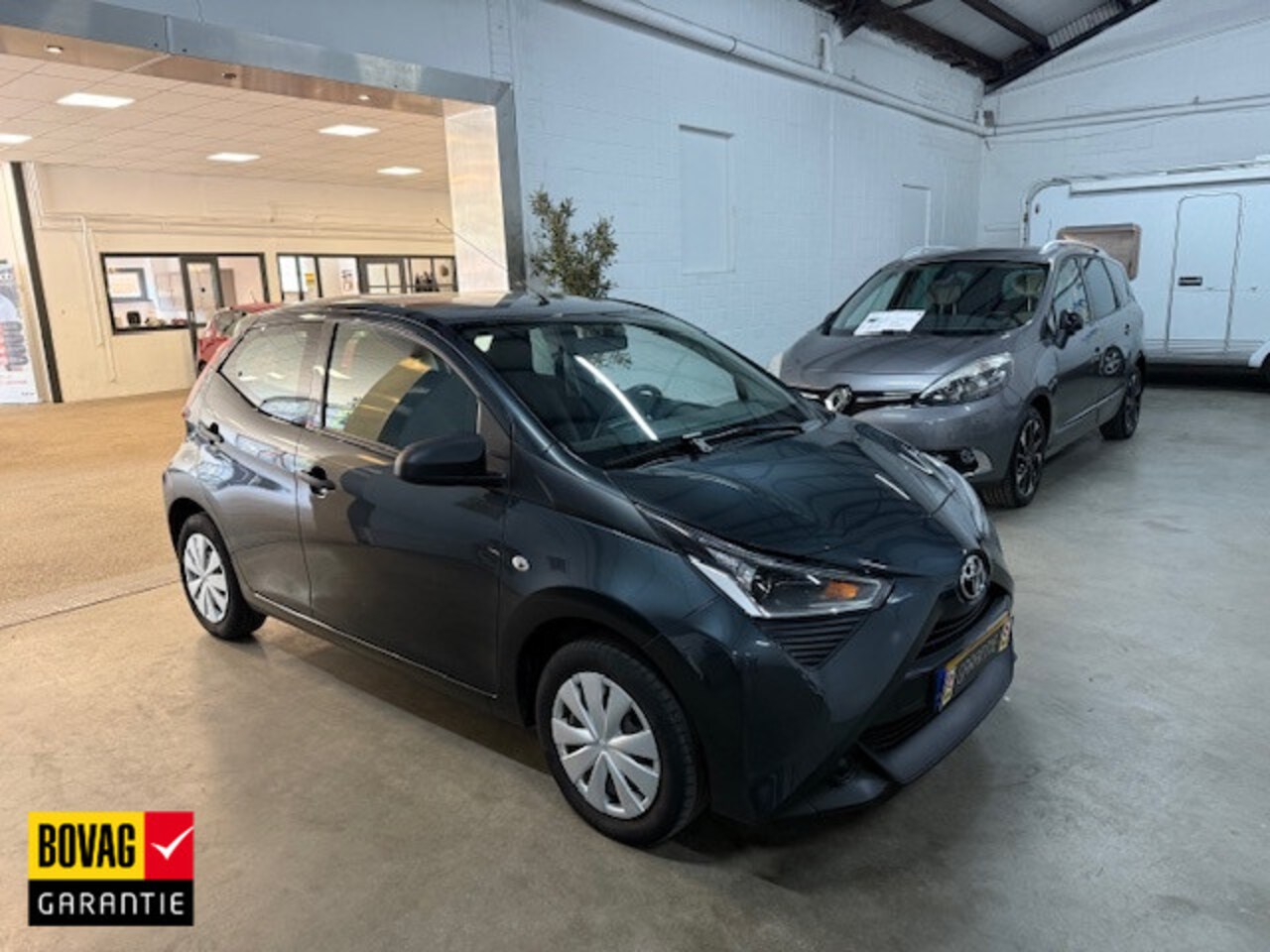 Toyota Aygo - 1.0 VVT-i x-fun 1.0 VVT-i x-fun - AutoWereld.nl