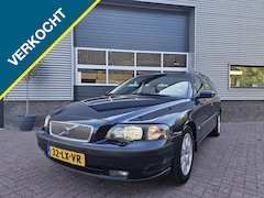 Volvo V70 - | NL Auto | Airco | 2.5 T Comfort Line