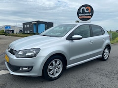 Volkswagen Polo - 2014 * 1.2 TDI BlueMotion Comfortline * LMV * AIRCO * NAV