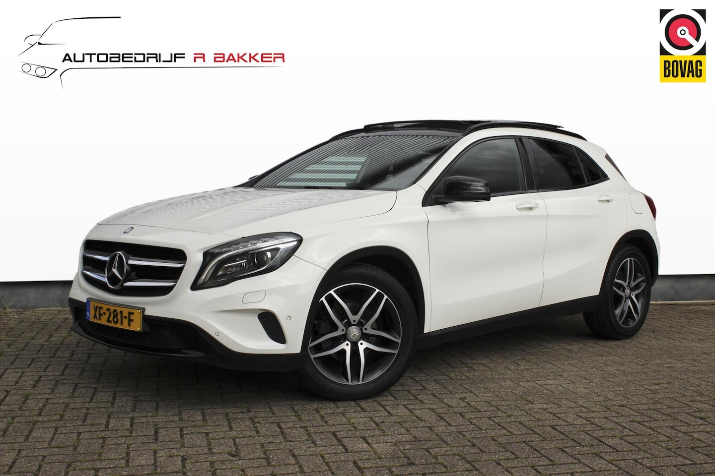Mercedes-Benz GLA-Klasse - 220 CDI Edition 1 // Panoramadak - Harman Kardon - Elek. stoelen met memory - Trekhaak - C - AutoWereld.nl