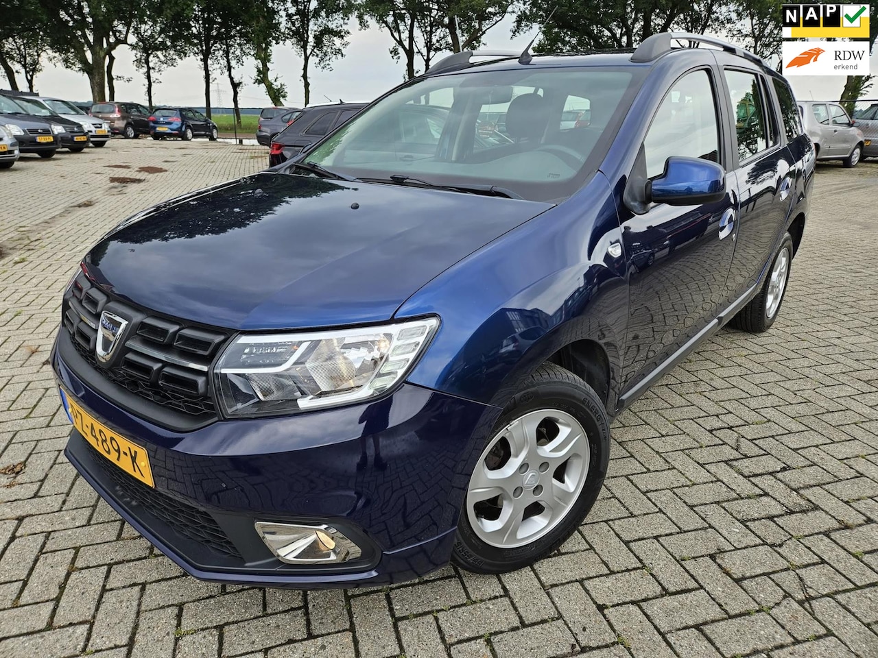 Dacia Logan MCV - 0.9 TCe Laureate LPG. 2017. Airco/Cruise/Navigatie/Trekhaak etc.. APK 06-2026 - AutoWereld.nl
