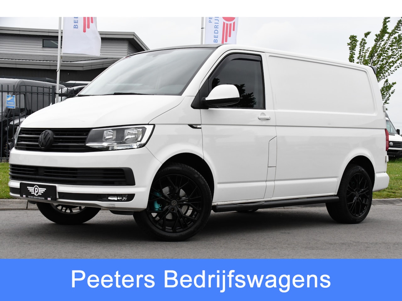 Volkswagen Transporter - 2.0 TDI L1H1 Highline Adaptieve cruise, Sensoren 150PK, Automaat, Stoelverwarming, Airco, - AutoWereld.nl